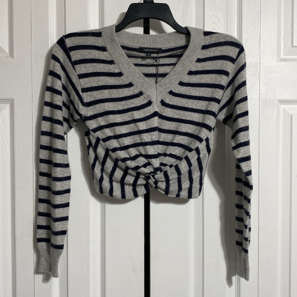 Olivaceous Gray & Blue Striped knit soft wool blend cropped Sweater size MEDIUM